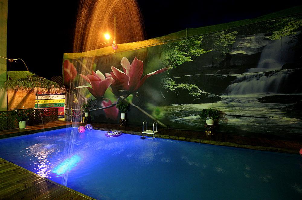 צ'ונצ'און Gangchon Beautiful Pension מראה חיצוני תמונה