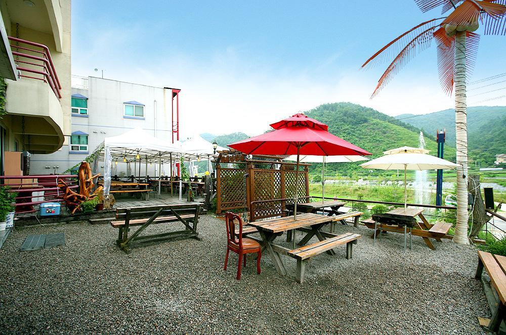 צ'ונצ'און Gangchon Beautiful Pension מראה חיצוני תמונה