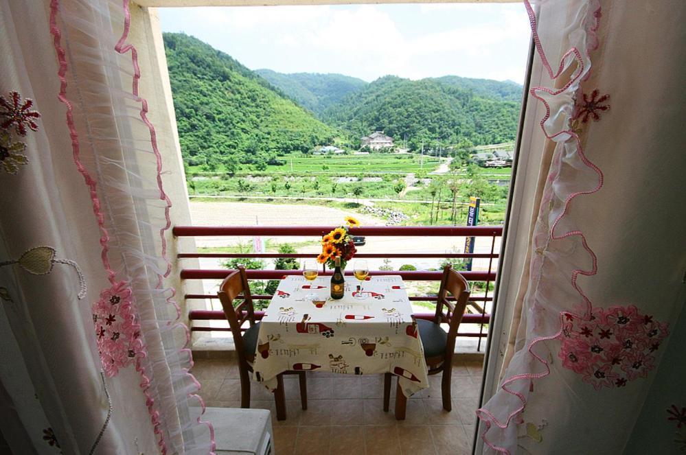 צ'ונצ'און Gangchon Beautiful Pension מראה חיצוני תמונה