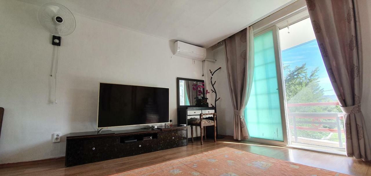 צ'ונצ'און Gangchon Beautiful Pension מראה חיצוני תמונה