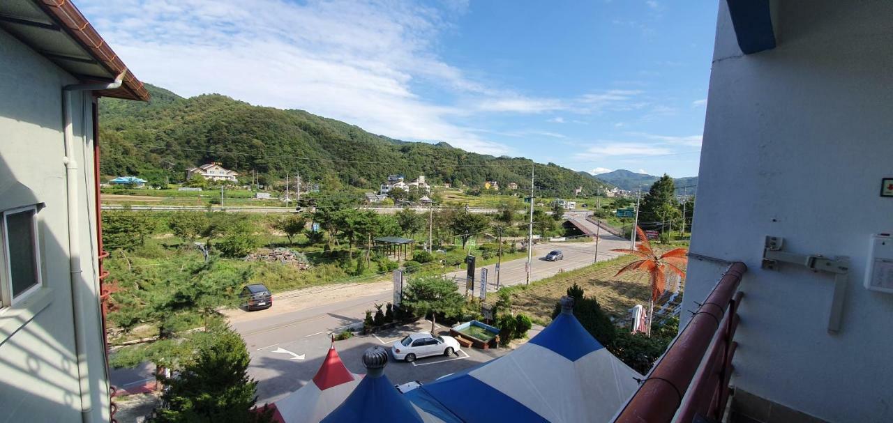 צ'ונצ'און Gangchon Beautiful Pension מראה חיצוני תמונה