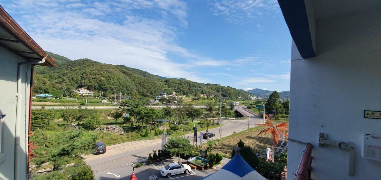 צ'ונצ'און Gangchon Beautiful Pension מראה חיצוני תמונה