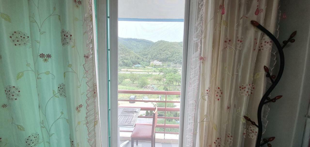 צ'ונצ'און Gangchon Beautiful Pension מראה חיצוני תמונה
